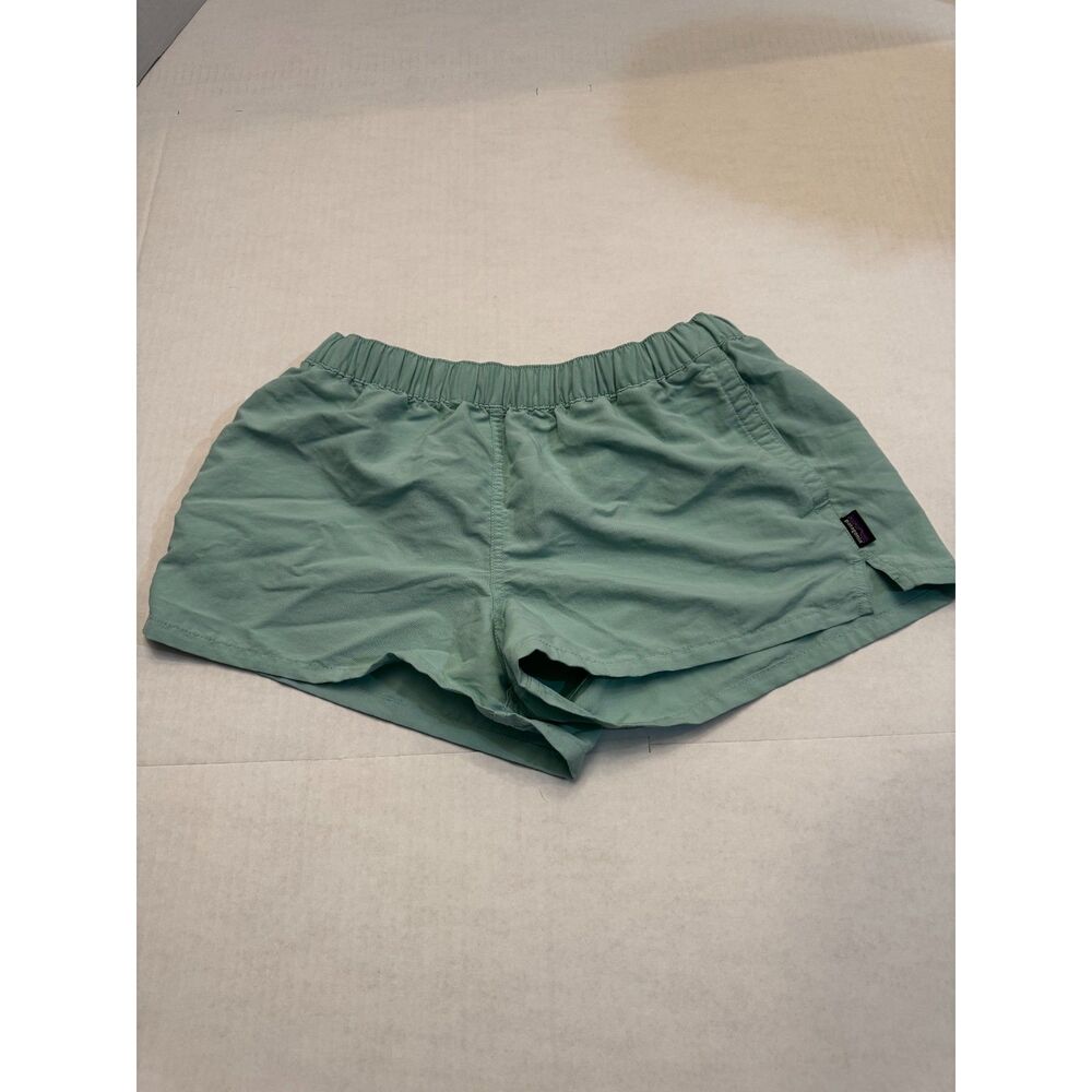 Patagonia Womens Baggies Shorts Medium Mint Green Nylon Lined 2.5" Inseam